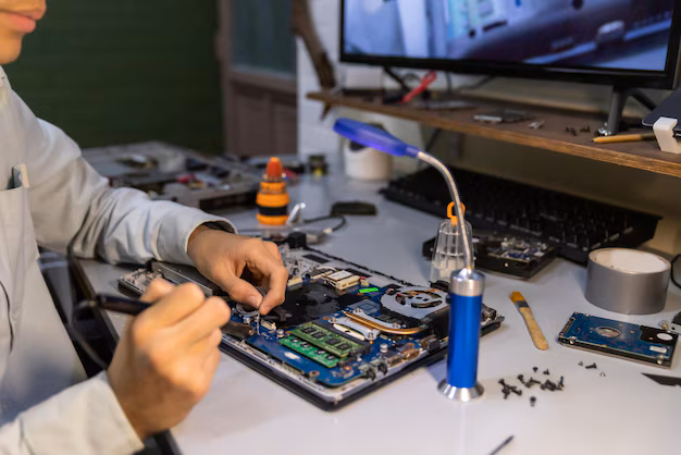 Sửa laptop tại TPHCM giá rẻ 17 Dịch Vụ Sửa Laptop TPHCM Chuyên Nghiệp, Giá Tốt