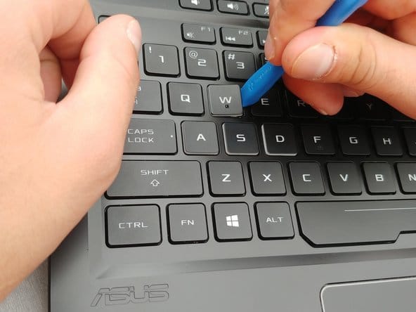 Thay bàn phím laptop 18 Quy Trình Thay Bàn Phím Laptop Chuyên Nghiệp tại Sualaptop.org