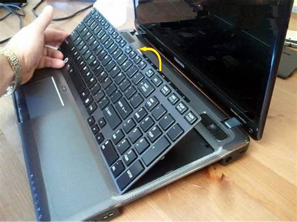 Thay bàn phím laptop 17 Tại Sao Bạn Cần Dịch Vụ Thay Bàn Phím Laptop Chuyên Nghiệp