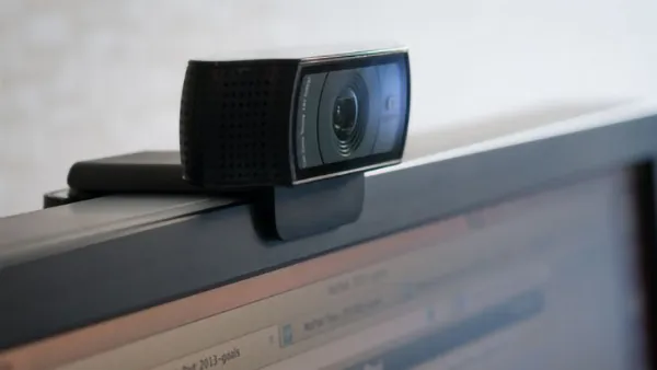 Kiểm tra kết nối webcam rời